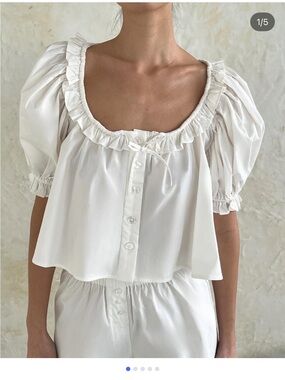 Weworewhat White Ruffle Square-Neck Puff Sleeve cotton Blouse co-ord set